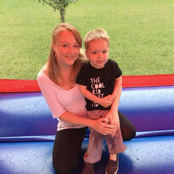 Meet your Posher, Krystal - Picture 1 of 1